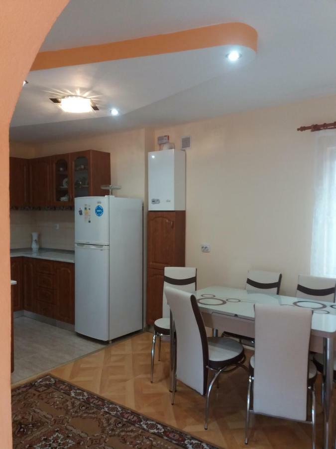 Olimpia Apartments Alba Iulia Esterno foto