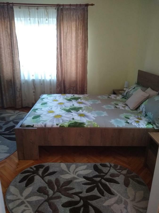 Olimpia Apartments Alba Iulia Esterno foto
